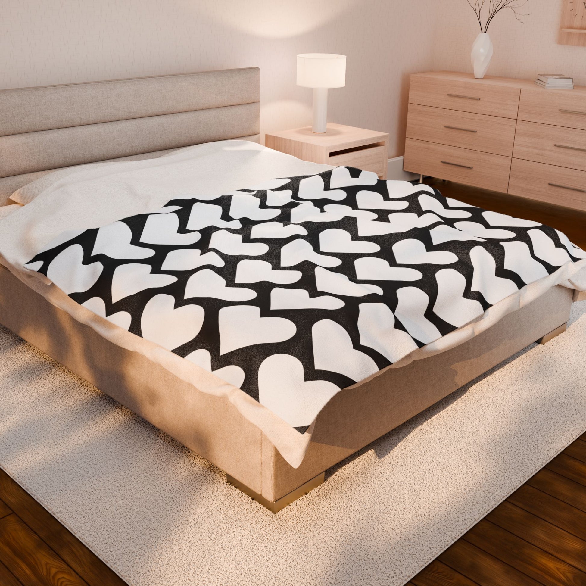 Cozy Heart Print Velveteen Plush Blanket